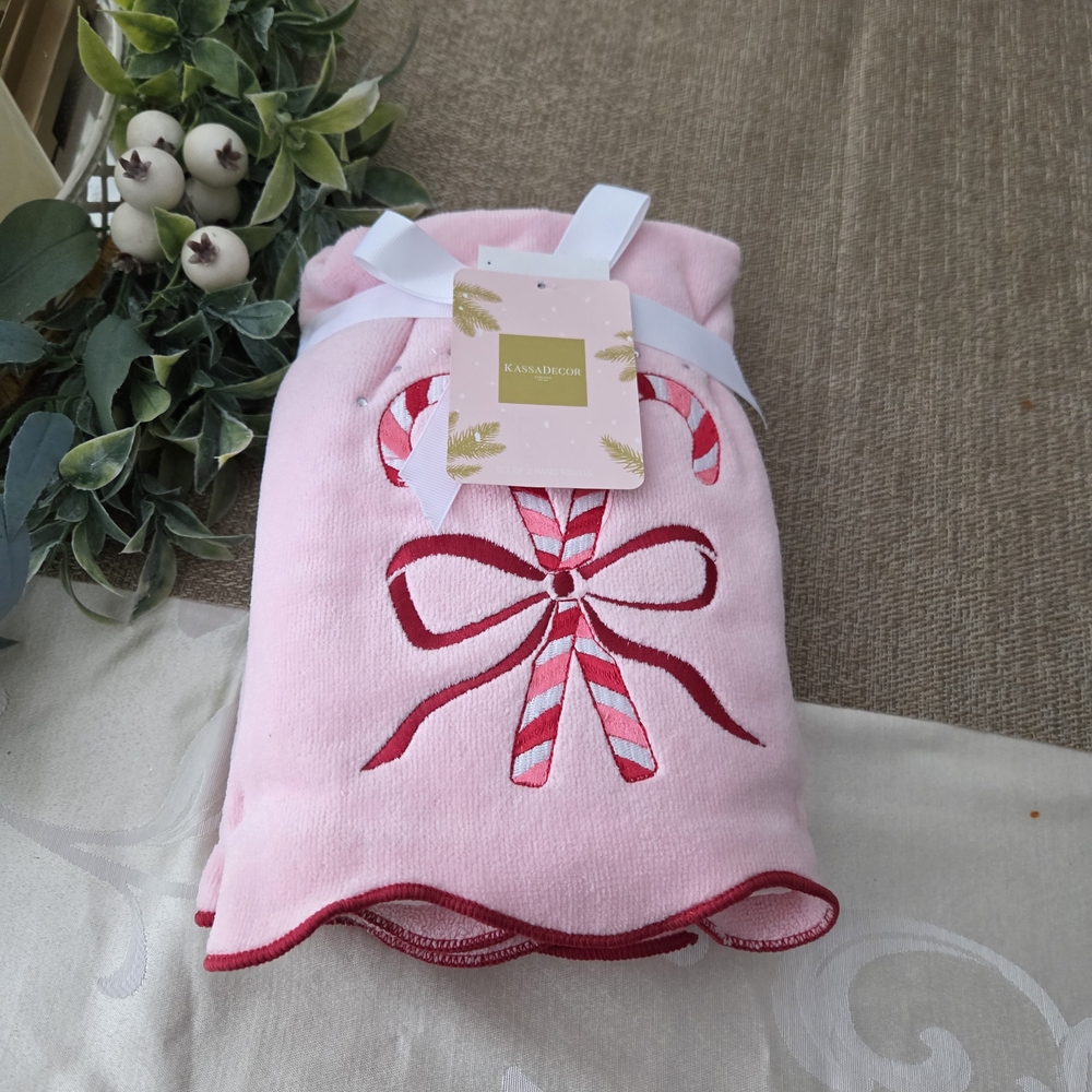 KassaDecor Pink Candy Cane Hand Towels - Picture 4 of 4